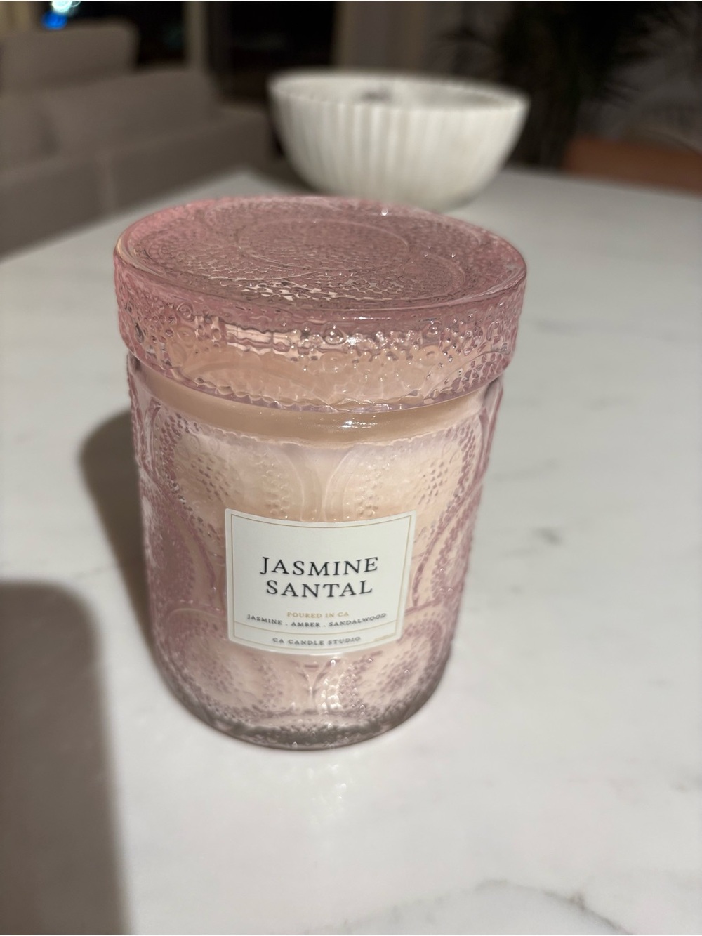 Leoben Company -Jasmine Santal Scented Candle in Pink Textured Glass 9.2 oz - Picture 4 of 5